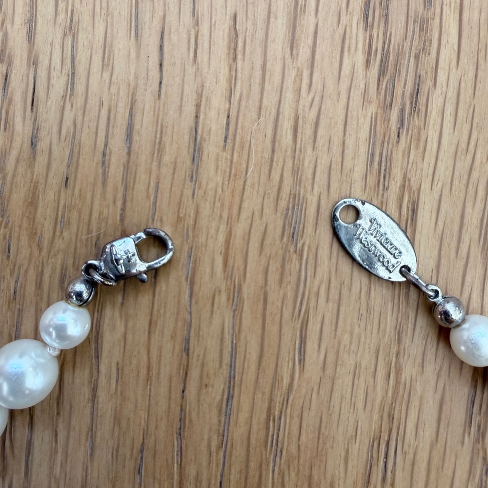 Vivienne Westwood Pearl Choker - Picture 3 of 5